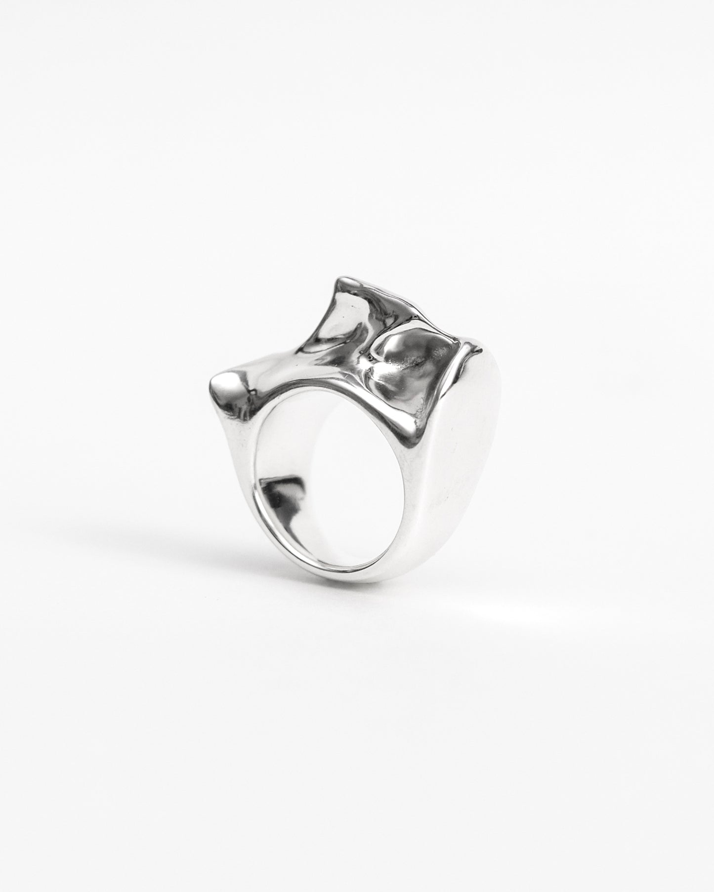 Ardea Heavy Ring